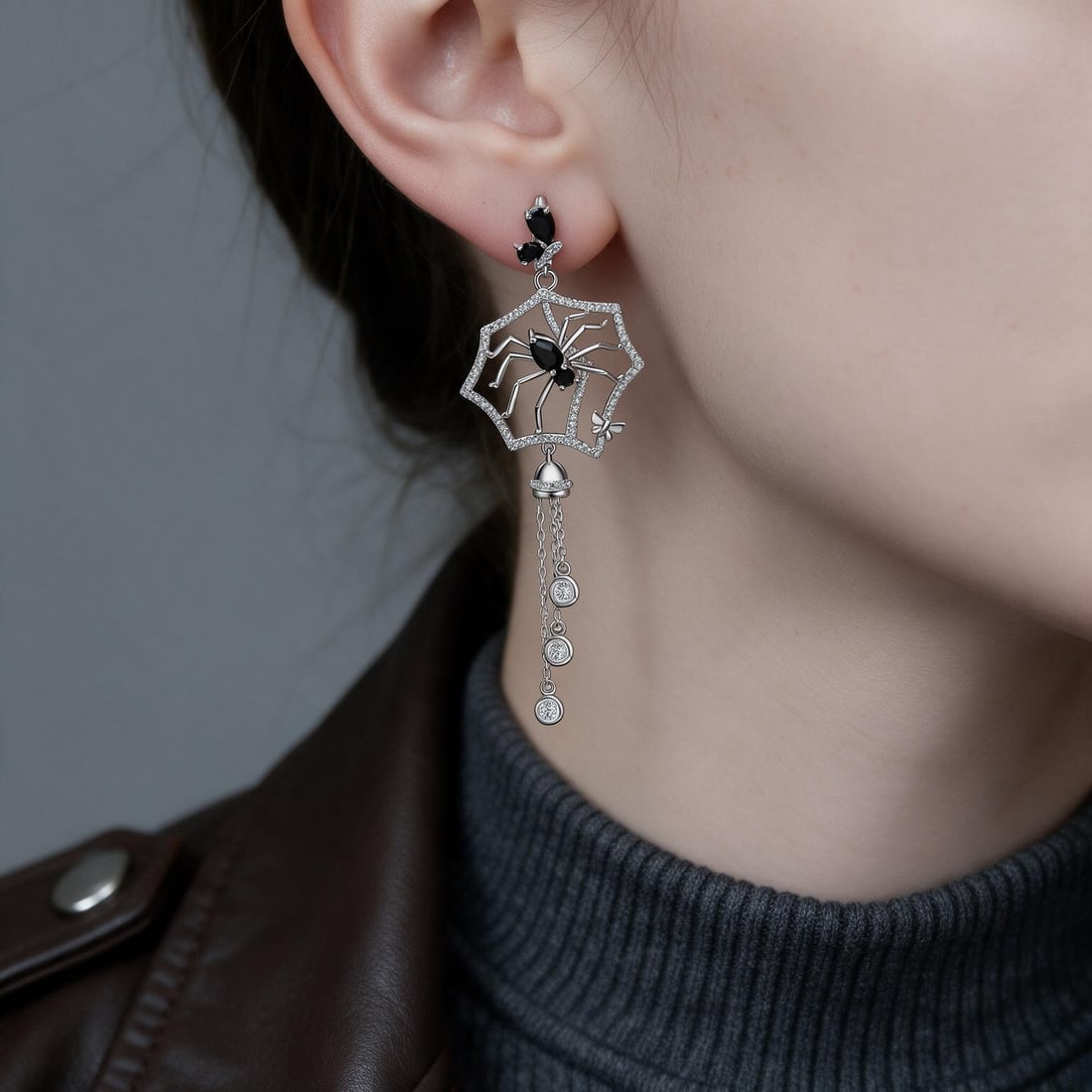 925 Sterling Silver Natural Spinel & Cubic Zirconia & Spider Earrings: Ref:260821274 // gold content:925 sterling silver // main gemstone:spinel // shape:multiple // carat weight: // color:black // treatment:natural // // adjacent gemstone 2 : cubic zirconia //