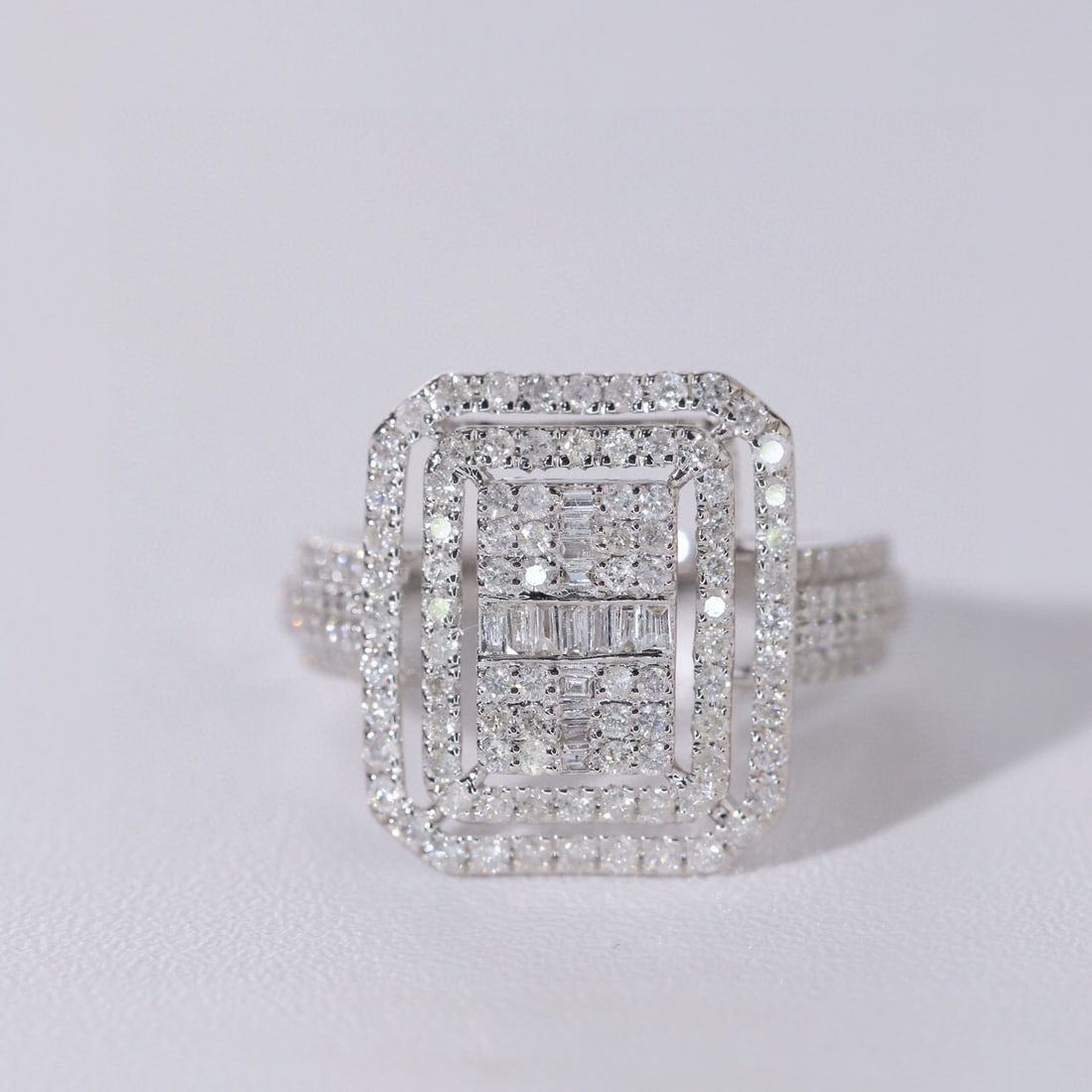 14k Gold 1.2 Ct Natural H Diamond Ring - 7