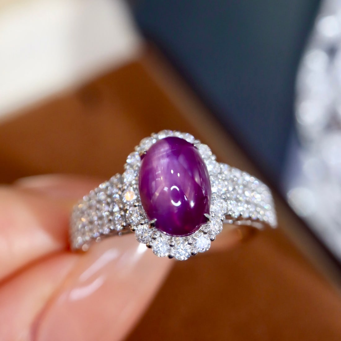 14k Gold 4.36 Ctw Natural Star Sapphire & Diamond Ring - 8