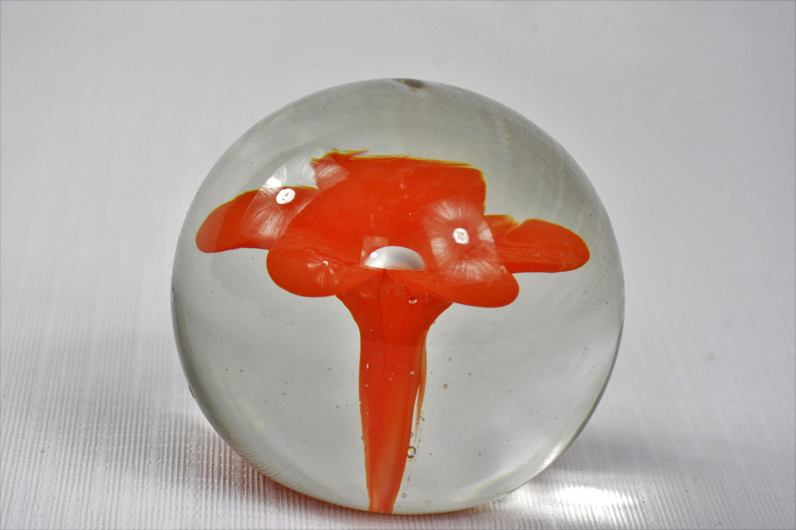 PAOLO VENINI MURANO SIGNED ACID MARK GLASS PAPERWEIGHT ITALY (0026) on