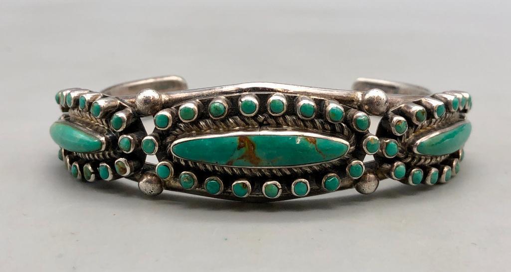 Nice Cluster Style Turquoise Bracelet (1 of 9)