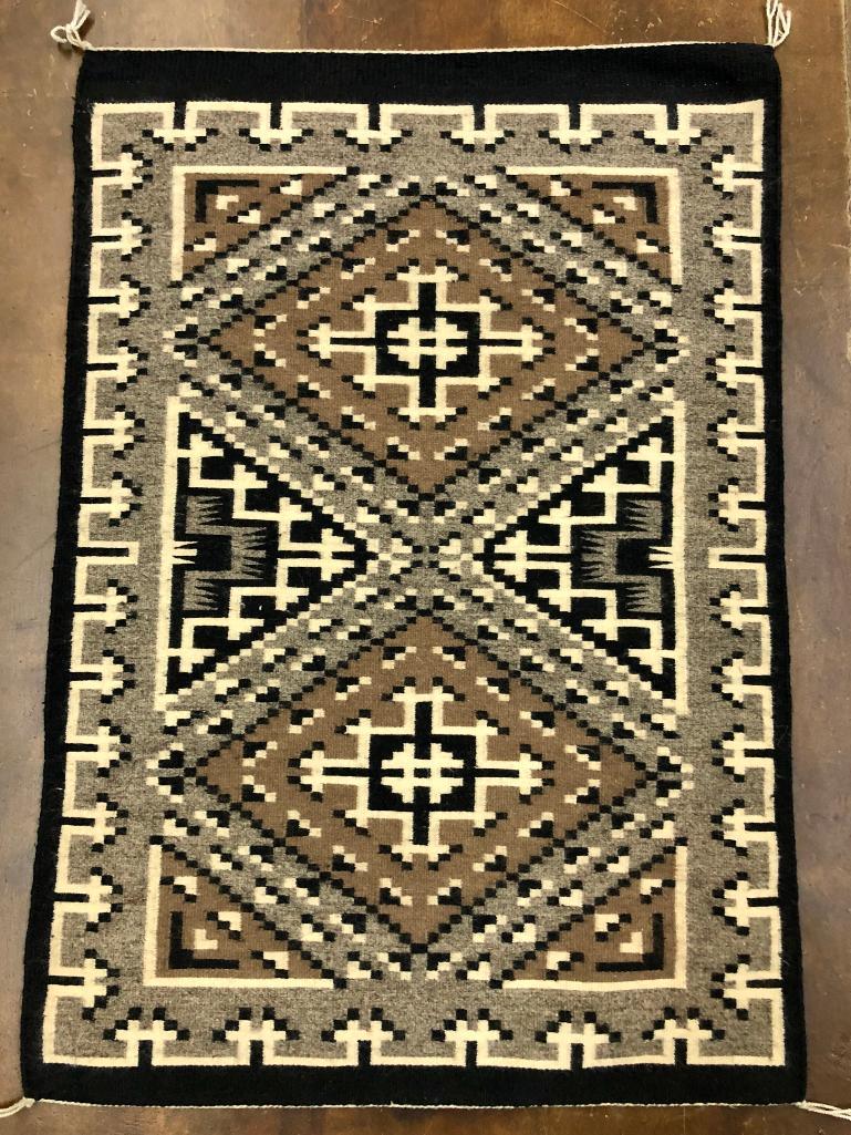 Fine Two Grey Hills Navajo Textile (1 of 7)