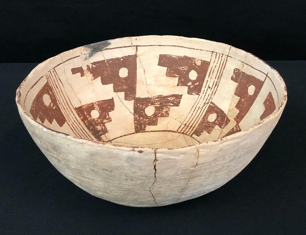 Prehistoric Anasazi Red on White Pot (1 of 14)