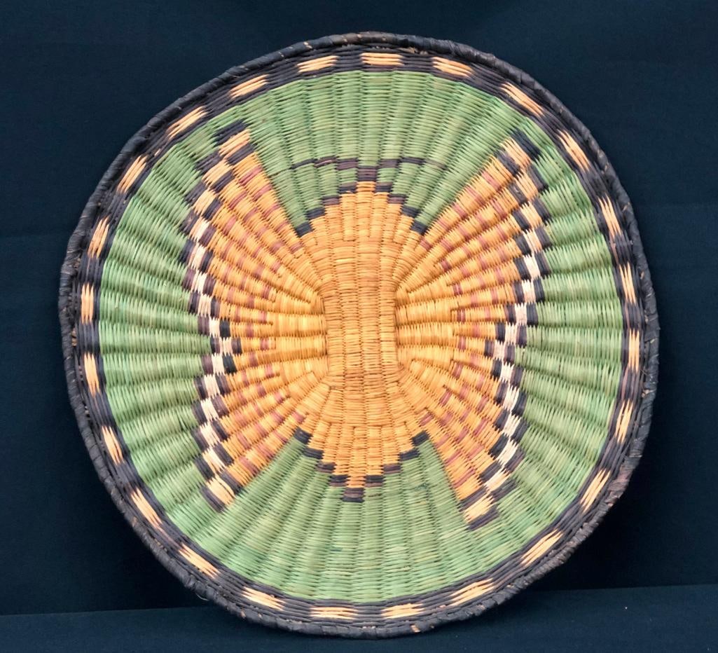 Figural Hopi Wicker Basket/Plaque (1 of 9)