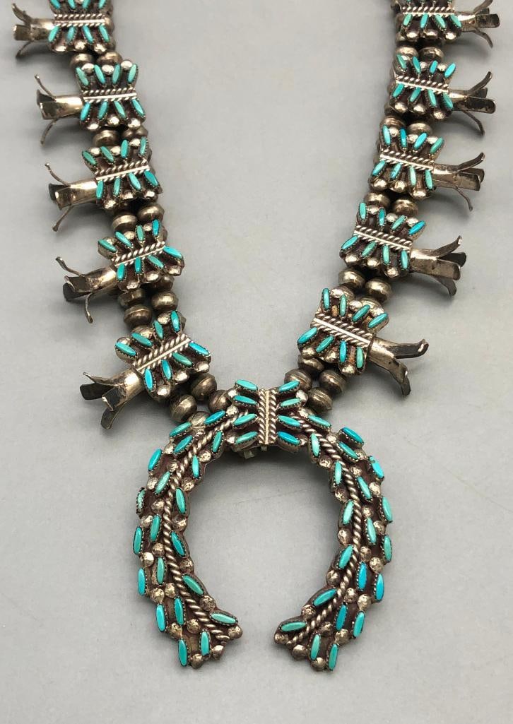 Very Fine Vintage Needlepoint Four Petal Squash Blossom Necklace (1 of 12)