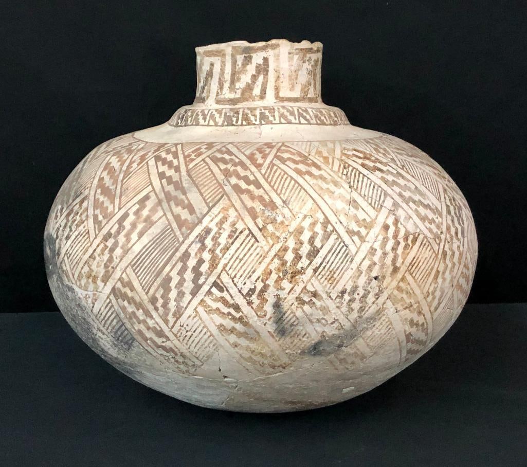 Prehistoric Tularosa Pottery Jar (1 of 13)