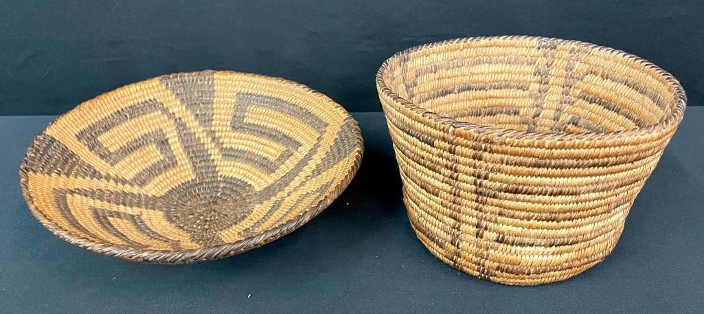 Two Vintage Pima Baskets (1 of 11)