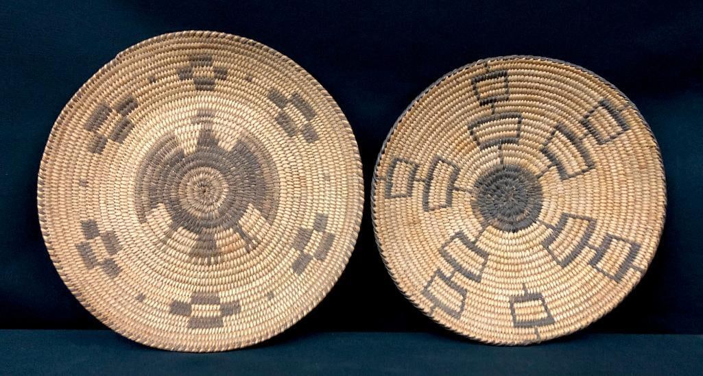 Two Vintage Pima Baskets (1 of 13)