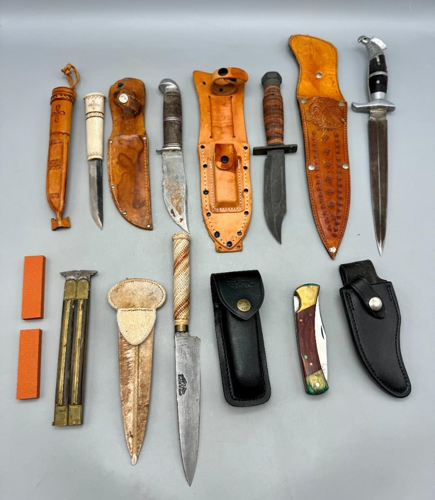 Miscellaneous Knife And Sheath Lot (1 of 20)