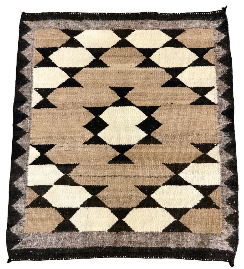 Vintage Butterfly Pattern Navajo Rug (1 of 9)