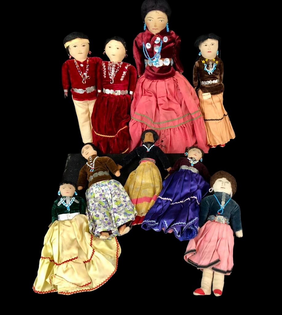 Group Of Nine Vintage Navajo Dolls (1 of 13)