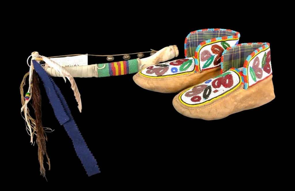 Vintage Beaded Moccasins And Dance Wand: Offered here for your consideration are vintage beaded moccasins and dance wand. These brain tanned hide moccasins showcase lovely multicolored bead work sewn along the front in intricate patterns, en