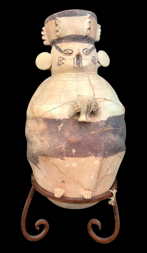 Large Pre-Colombian Pottery Effigy (1 of 20)