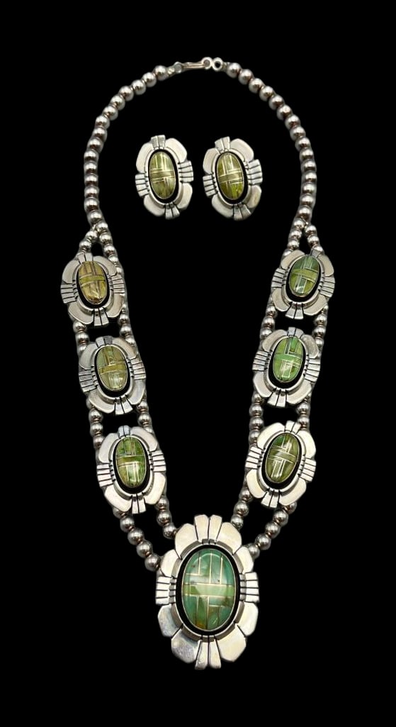 Green Turquoise Inlay Necklace WIth Earrings By V. James: Offered here for your consideration is a green turquoise inlay necklace with earrings by V. James. This necklace features a striking central pendant fashioned with a green turquoise channel inlay desi
