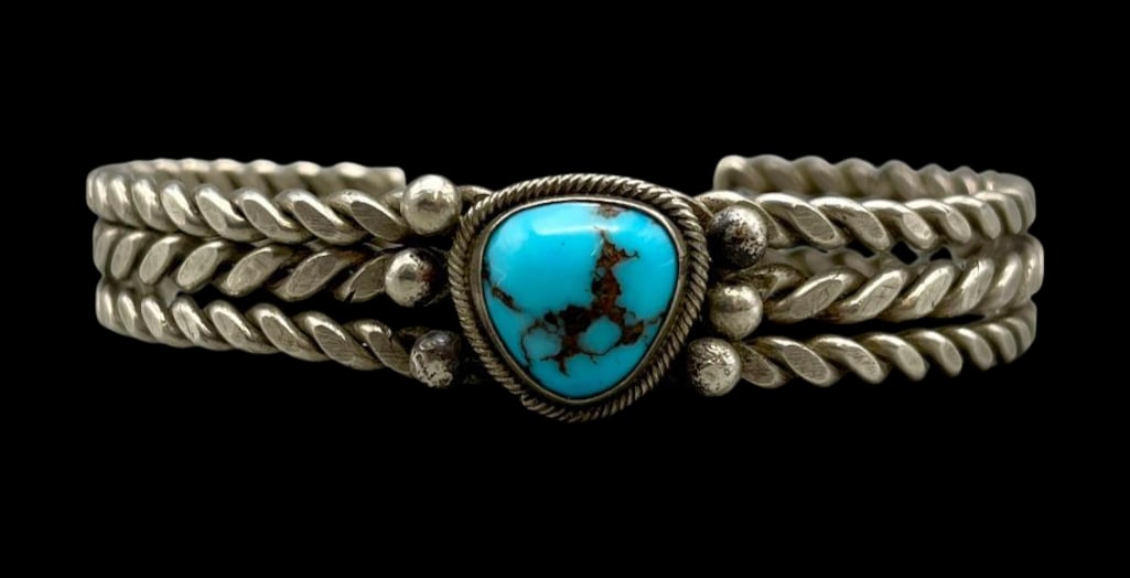 Vintage Handmade Twisted Wire Turquoise Bracelet (1 of 9)