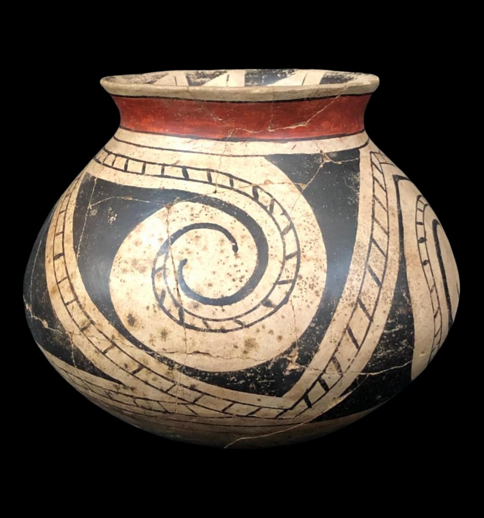 Casas Grandes Polychrome Prehistoric Pot (1 of 20)