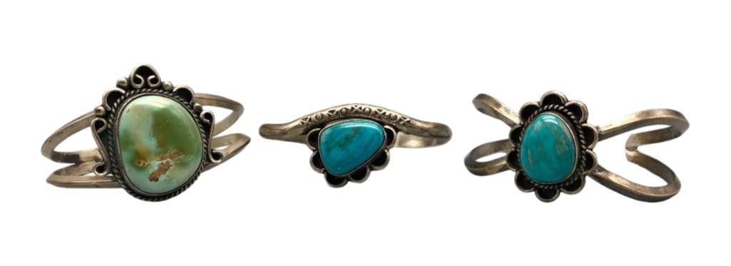 Three Vintage Turquoise And Sterling Silver Bracelets (1 of 14)