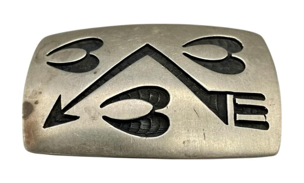 Deer Track Themed Overlay Belt Buckle By Bernard Dawahoya: For your bidding pleasure is a deer track themed overlay belt buckle by Bernard Dawahoya. This sterling silver buckle features a lovely deer track and arrow overlay design with near perfect cut outs a