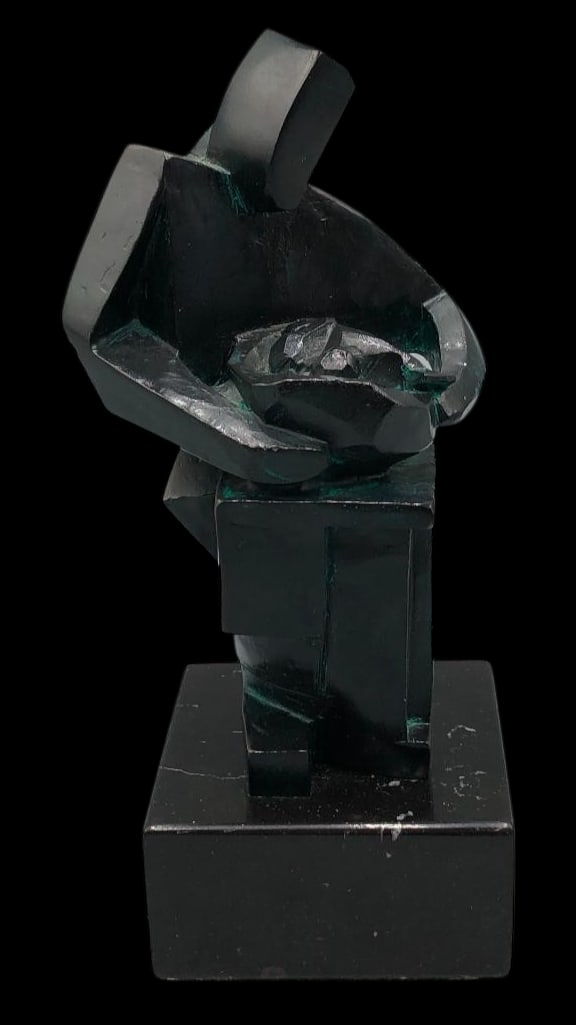 Stylized Bronze Sculpture Designed By Ed Mell: Offered here for your consideration is a presentation bronze designed by Arizona artist Ed Mell. This was given as an award to an individual inducted into the Arizona Culinary Hall of Fame. Best known