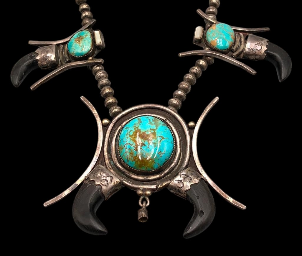 Vintage Turquoise And Claw Necklace (1 of 19)