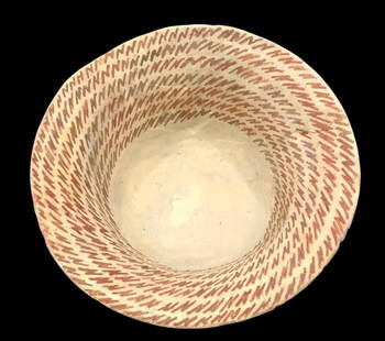 Large Prehistoric Hohokam Helmet Bowl: Offered here for your consideration is a large prehistoric Hohokam &#34;helmet&#34; style bowl. Hohokam pottery is renowned for its distinctive buff or brown color and geometric red-on-buff designs..