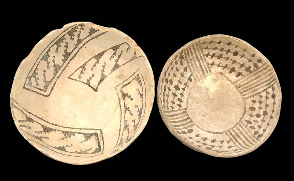 Two Anasazi Black On White Pottery Bowls (1 of 19)
