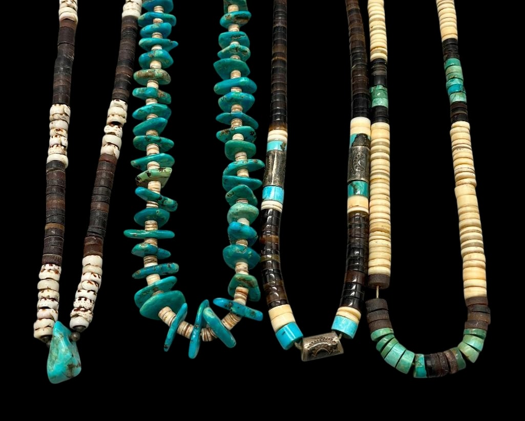 Four Vintage Pueblo Style Necklaces (1 of 12)