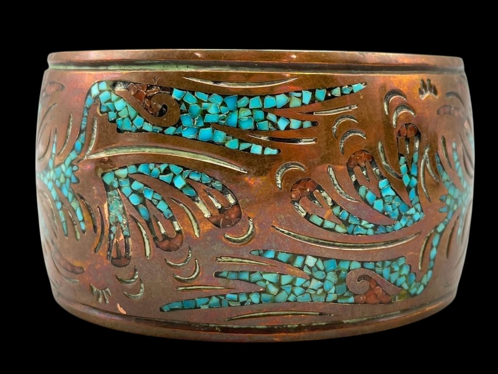 Large Size Vintage Copper Inlay Bracelet: Available here for your consideration is a large size vintage copper inlay bracelet. This wide copper cuff features lovely turquoise chip inlay designs throughout. This bracelet would look great on yo