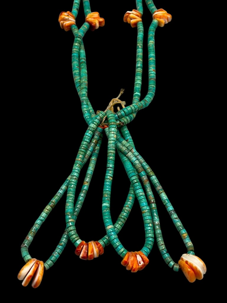 Turquoise And Spiny Oyster Pueblo Style Jocla Necklace: Offered here for your consideration is a turquoise and spiny oyster Pueblo style Jocla necklace. This necklace features two strands of turquoise beads accented with carved spiny oyster shell pieces. F
