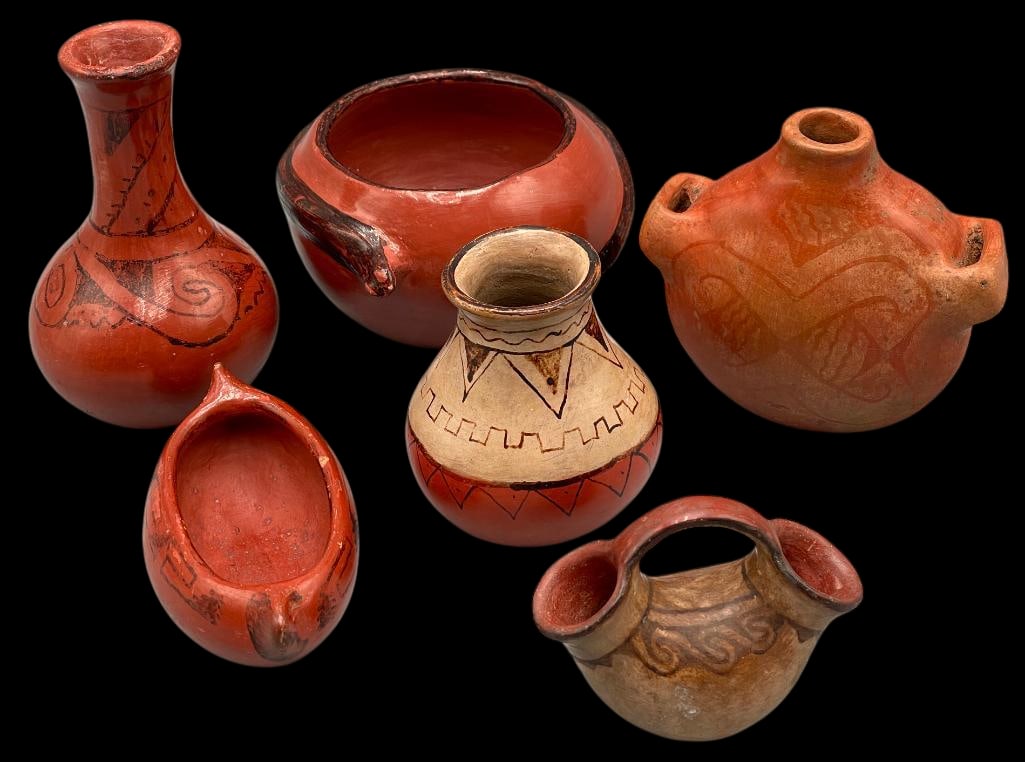 Group of Six Maricopa Pots: Offered here for your consideration is a group of six Maricopa pots. Maricopa potters are best known for their red clay pottery work. Constructed of local natural materials, traditional Maricopa potte