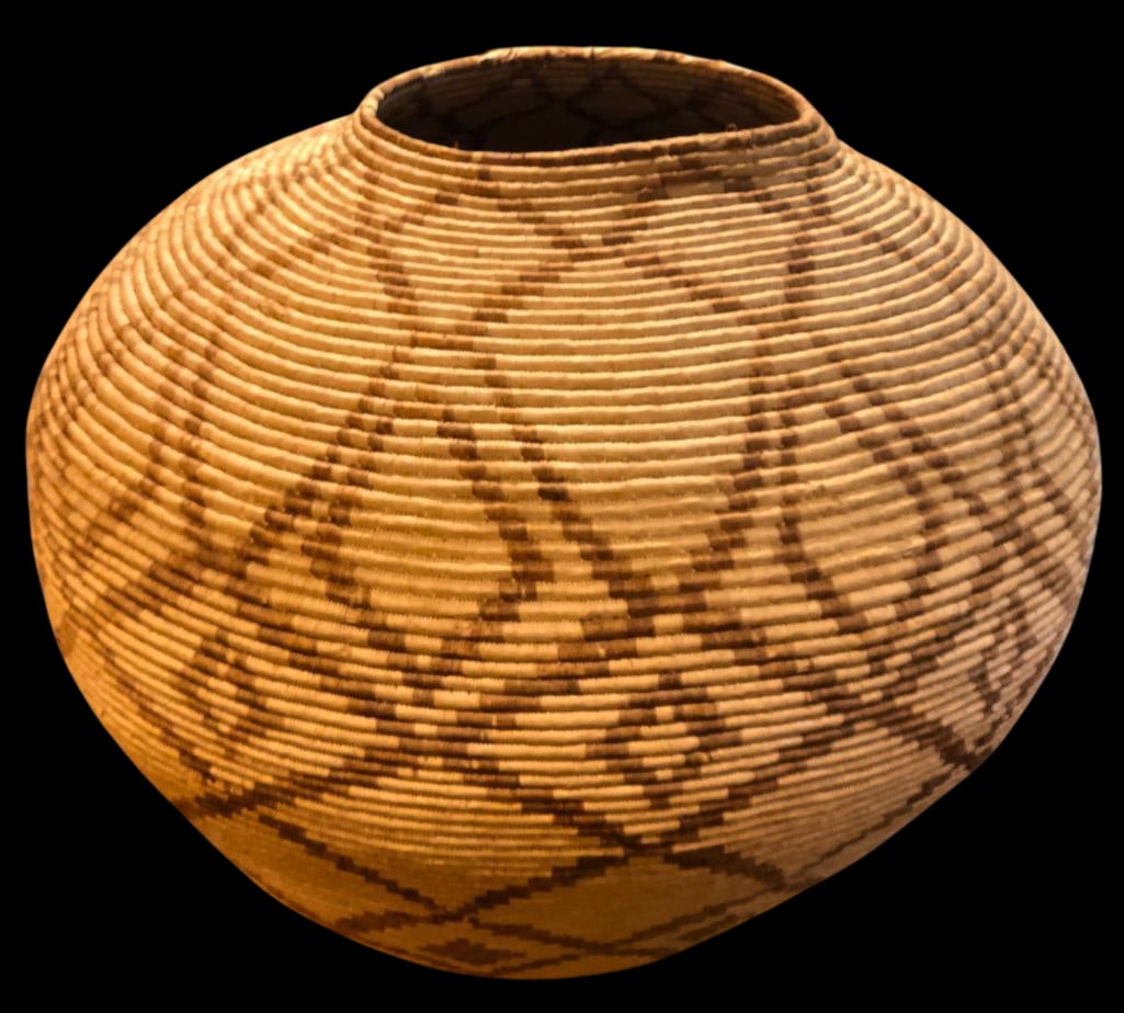 HUGE Vintage Seri Basket (1 of 13)