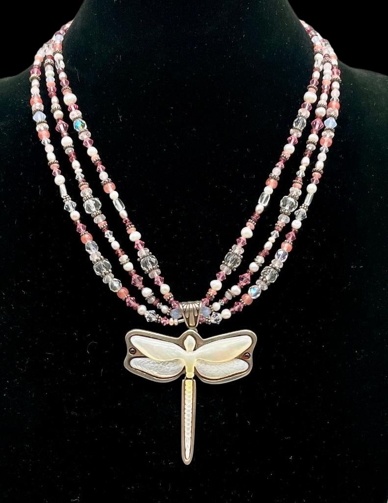 Dragonfly Themed Sterling Silver And Bead Necklace By Bernyse Chavez: Offered here for your consideration is a dragonfly themed sterling silver and bead necklace by Bernyse Chavez. The pendant features a dragonfly design created with carved mother of pearl. It hangs fro