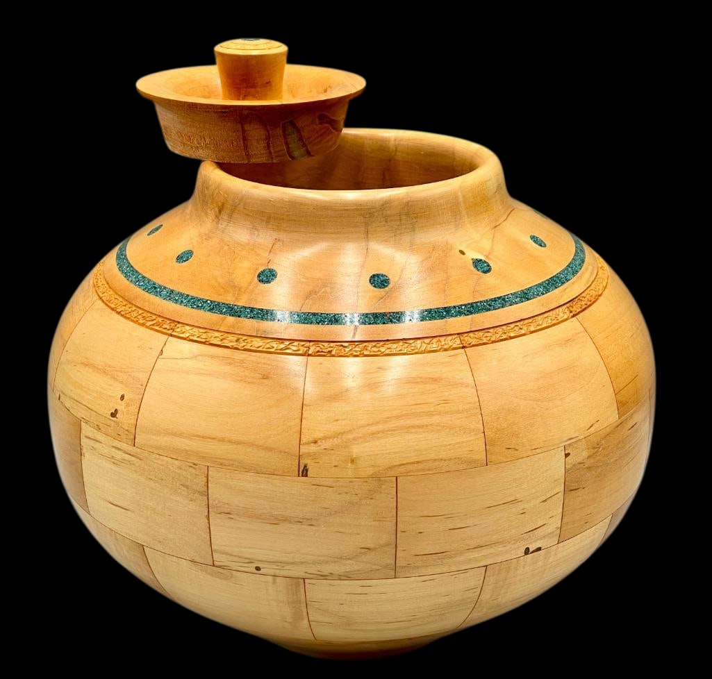 Handmade Wood Pot With Turquoise Inlay By John Berger: Offered here for your consideration is a handmade wood pot with turquoise inlay by John Berger. Berger is known for wooden carvings of bowls, plates, Kachinas and more. This pot features a segmented w