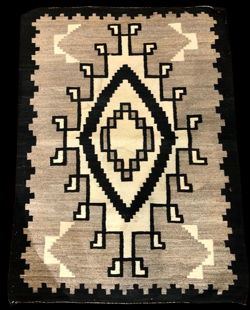 Vintage Navajo Crystal Design Rug 1940–1950s: Available here for your consideration is a vintage Navajo Crystal design rug from the 1940–1950s. This rug features classic Crystal layout motifs in using hand carded wool in natural and aniline dye