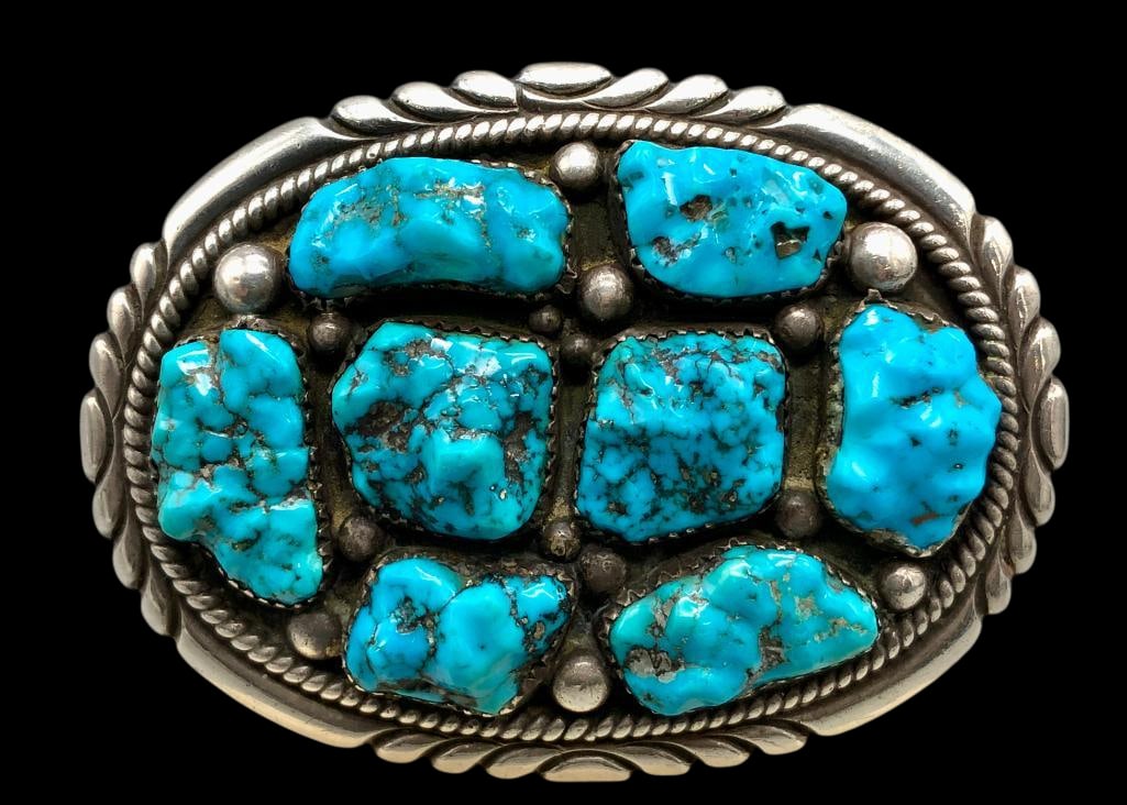 Turquoise And Sterling Silver Belt Buckle By Robert And Bernice Leekya Zuni: Offered here for your consideration is a turquoise and sterling silver belt buckle by Robert and Bernice Leekya. This buckle features a cluster of turquoise nugget cabochons set in sawtooth silver bez