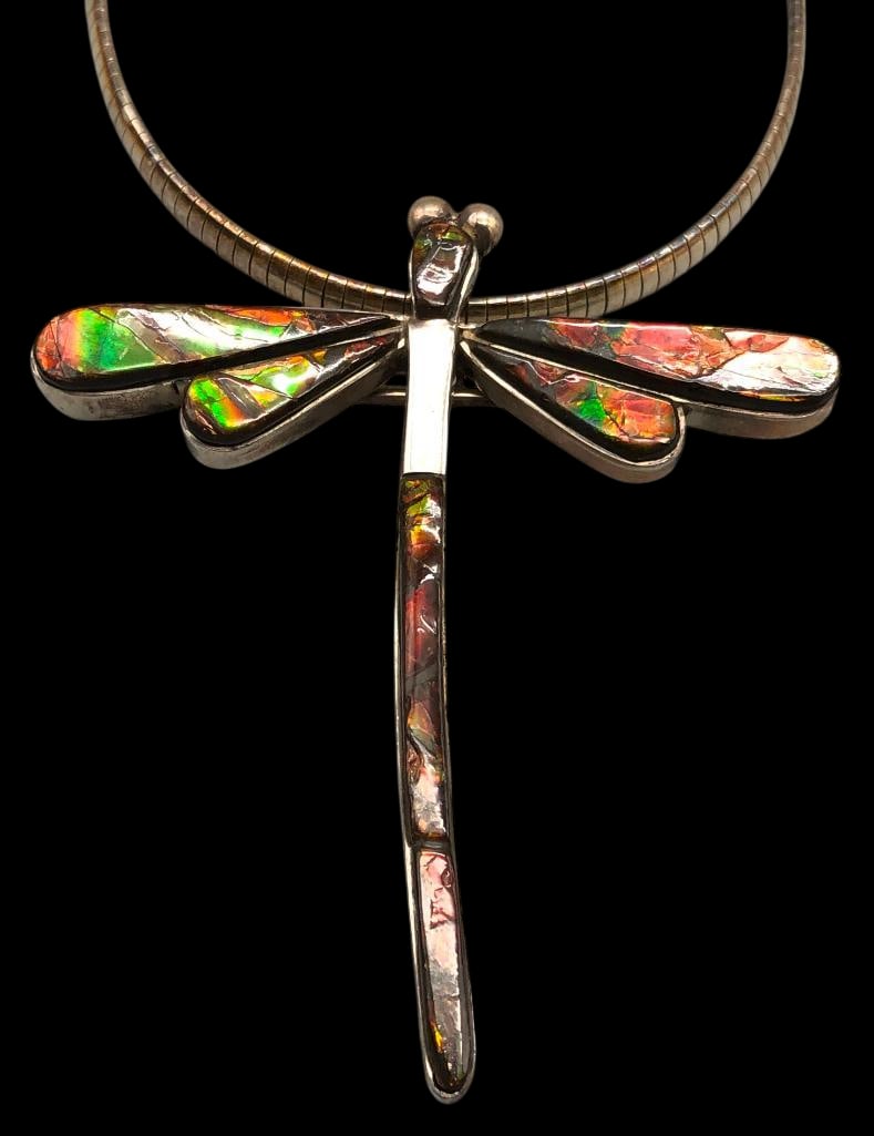 Na Na Ping Fire Agate Dragonfly Pendant (1 of 16)