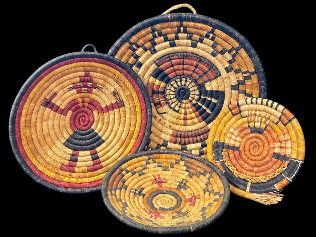 Group Of Four Figural Hopi Coiled Baskets (1 of 9)