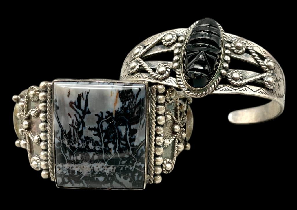 Two Vintage Sterling Silver Bracelets Navajo (1 of 12)