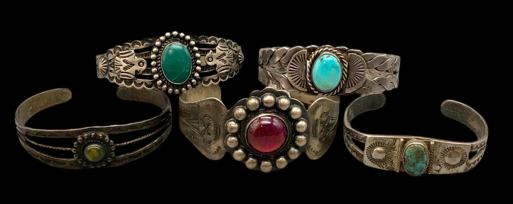 Vintage Group Of Five Fred Harvey Era Bracelets (1 of 13)