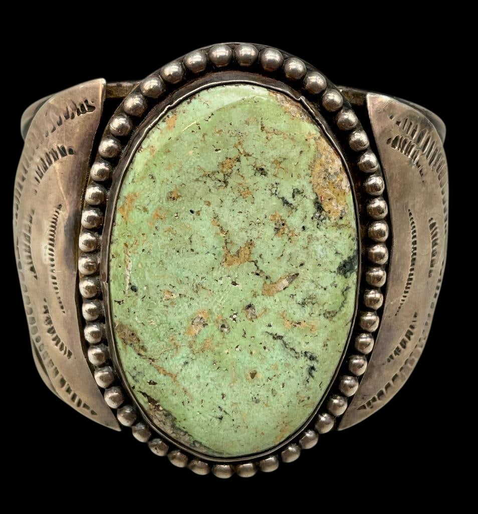 Vintage Sterling Silver And Green Turquoise Bracelet (1 of 10)