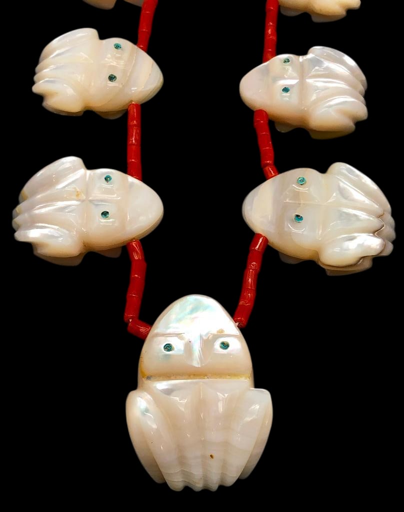 Carved Frog Theme Zuni Necklace - Quam (1 of 17)