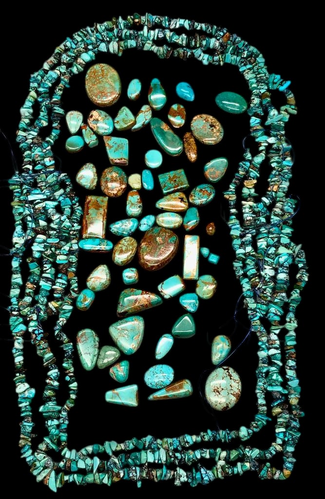 Approximately 500 Carats Turquoise Cabochons and Six Strands Of Turquoise Nuggets (1 of 11)