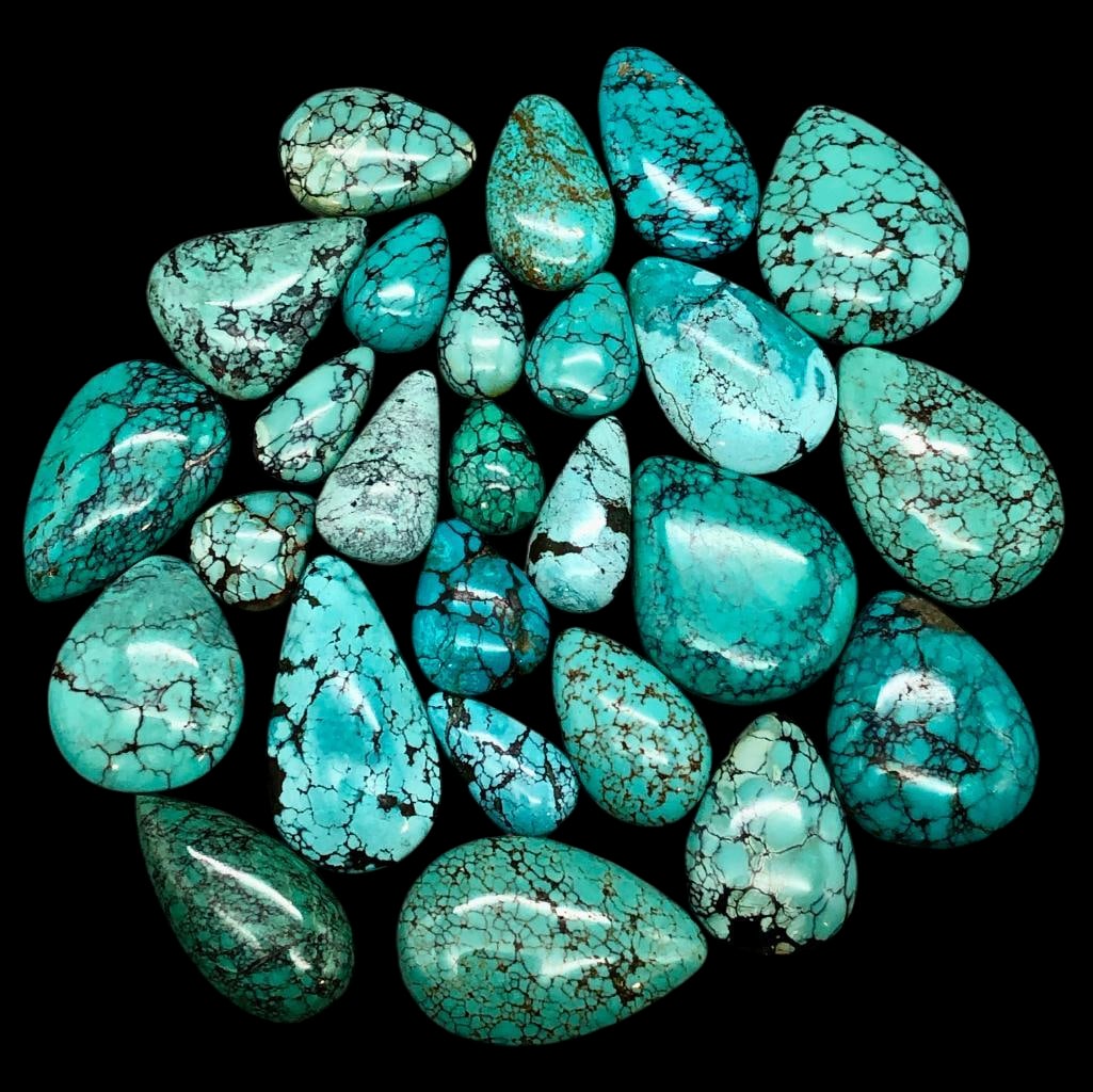 Approximately 500 Carats Of Webbed Turquoise Cabochons (1 of 13)