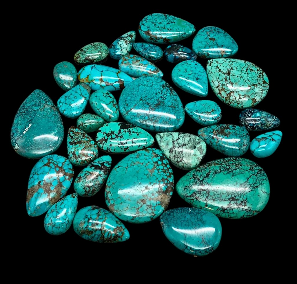 Approximately 500 Carats Of Webbed Turquoise Cabochons (1 of 14)