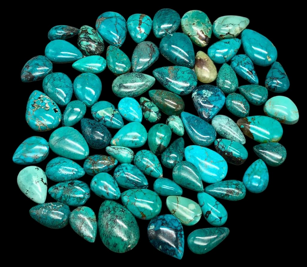 Approximately 680 Carats Of Turquoise Cabochons (1 of 16)