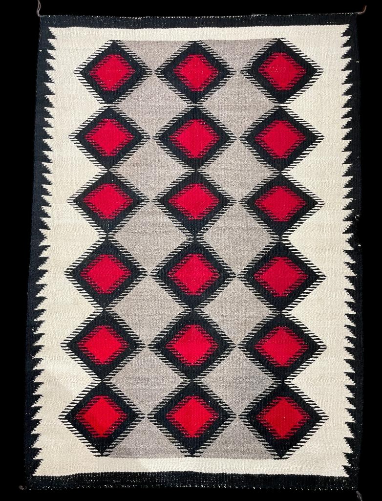 Non Regional Navajo Design Rug 1950s (1 of 13)