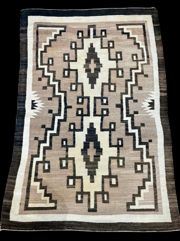 Early Crystal Design Storm Pattern Navajo Rug Circa 1940 - 1950s (1 of 14)