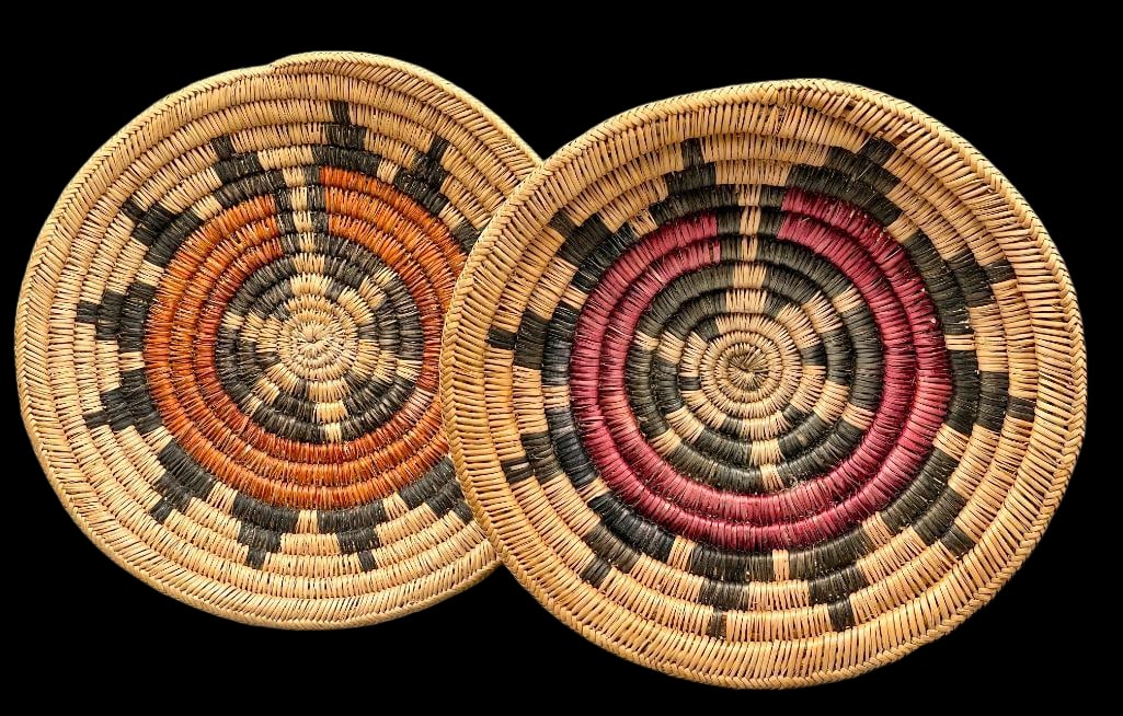 Two Navajo Baskets: Offered here for your consideration are two Navajo baskets. These baskets feature geometric designs with plant dyes used for black and reddish elements for colored banding. Both are done in shallow bo
