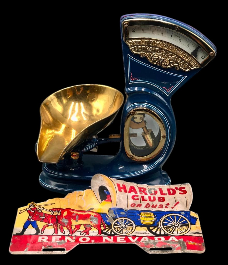 Detroit Automatic Candy Scale And Vintage Sign (1 of 14)