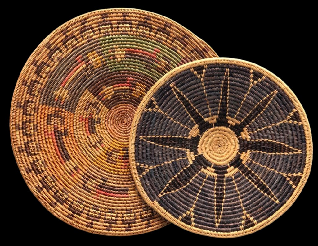 Two Nice Navajo Baskets - Attributed To The Black Family (1 of 17)